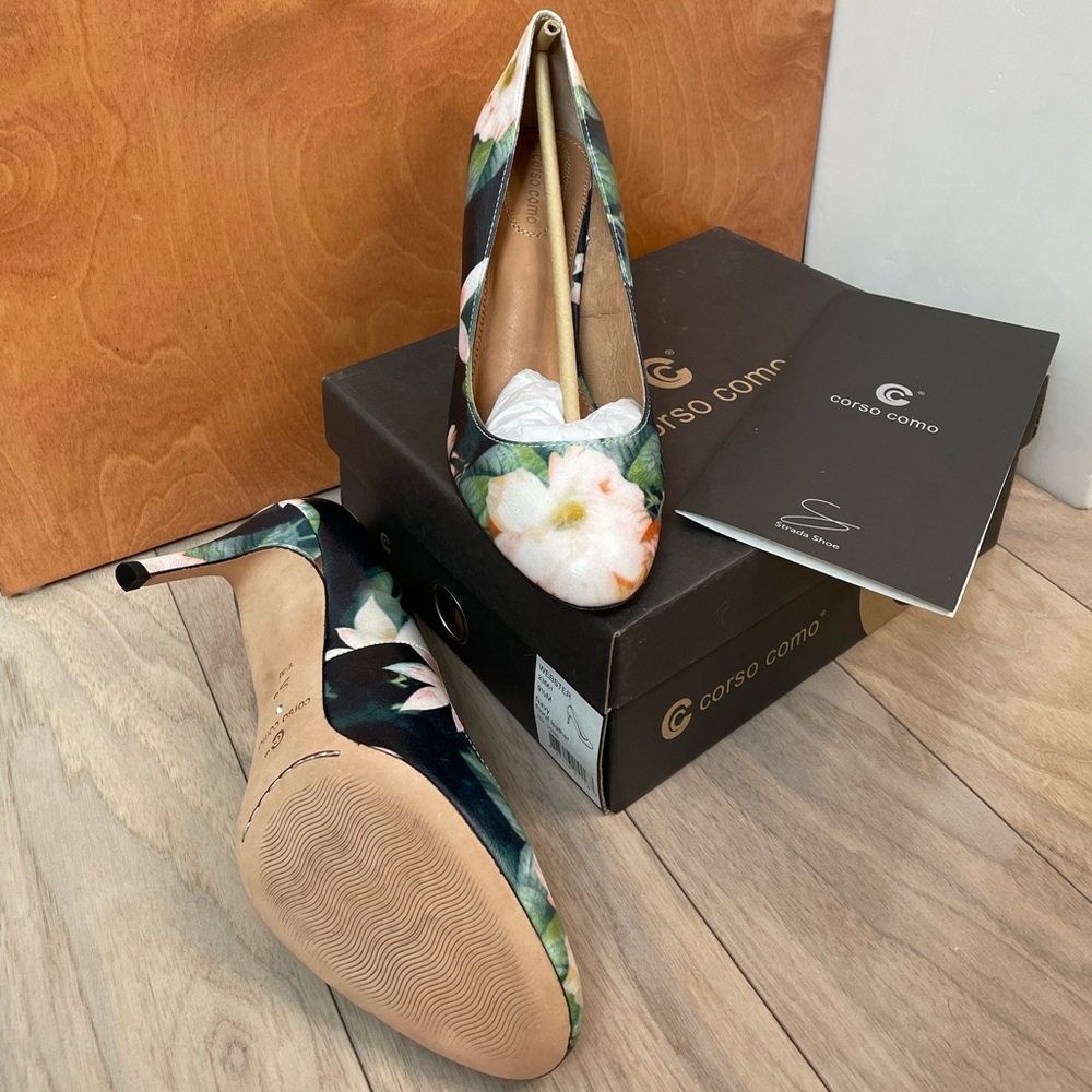 Corso Como Webster Navy Floral Pump, Size 9.5